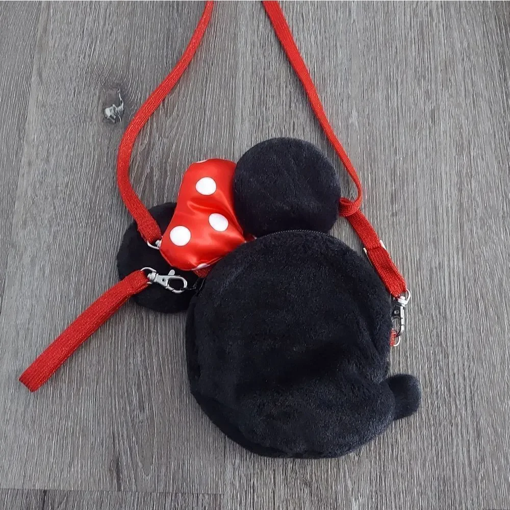 Disney Parks Minnie Mouse Convertible Crossbody Wristlet Purse